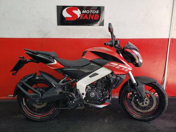 BAJAJ DOMINAR 200 BAJAJ DOMINAR 200